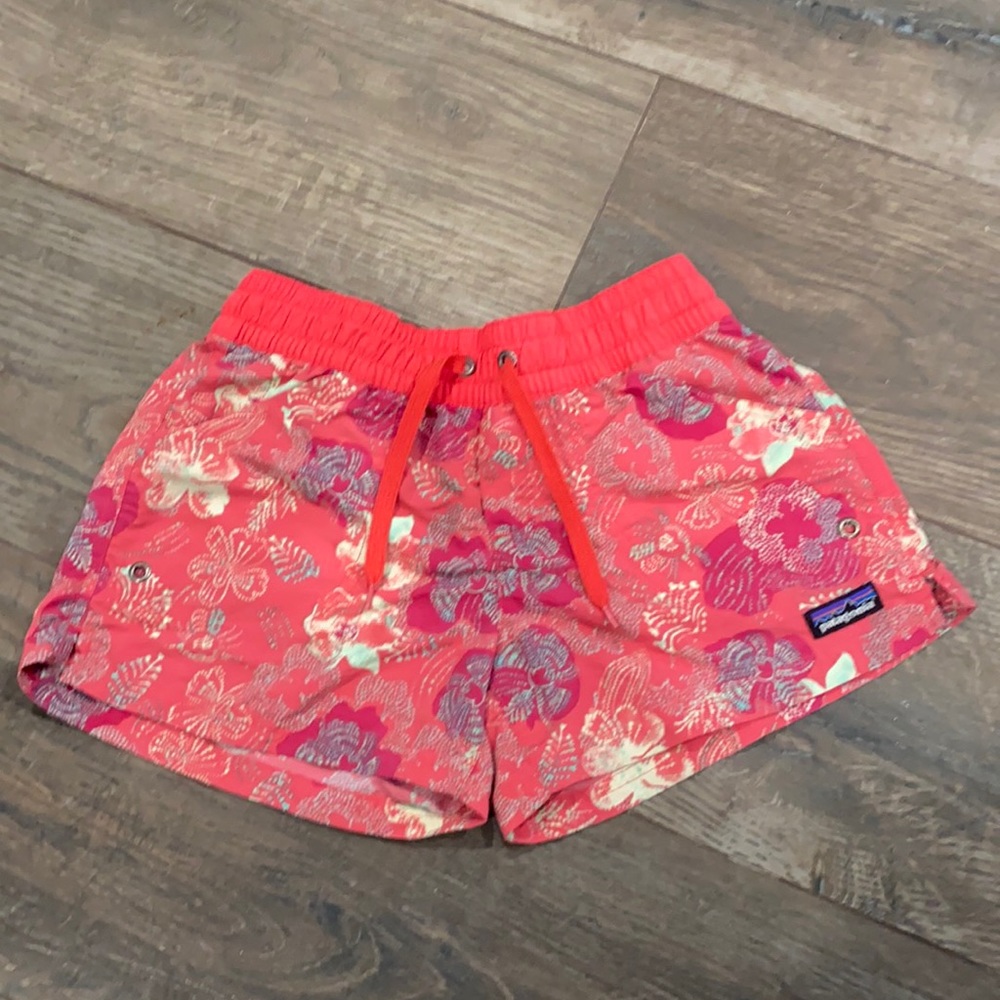 Girls size M Patagonia shorts.